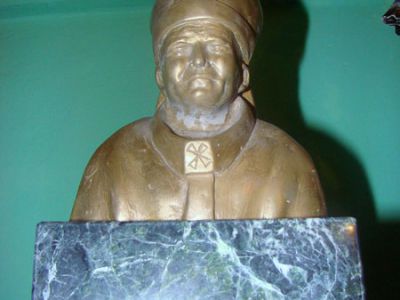 Statuetka Jan Pawła II z brązu